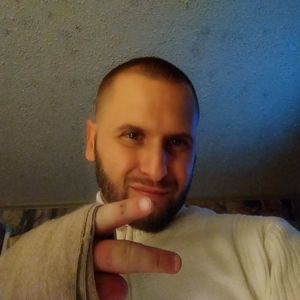 Meet your Posher, Roy